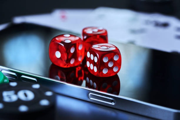 Live casino dealer and gaming table