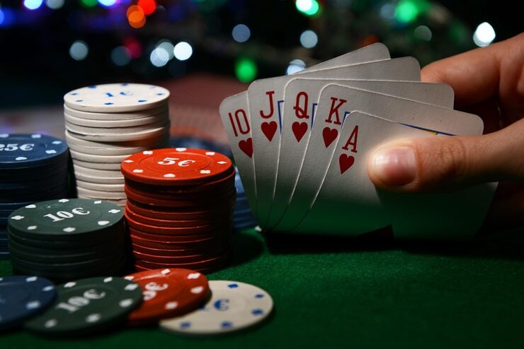 idqq88 game menu showing Macau Pools, live casino, slots, and sportsbook